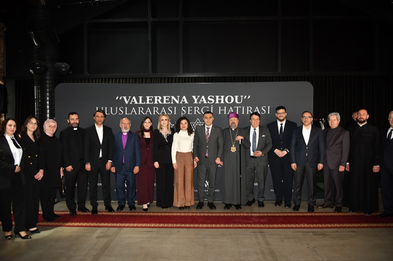 �Din Karde�li�i� Sergisi Fi�ekhane�de Sanat Ve Ho�görüyü Bulu�turdu